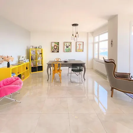 Tiyoho - Stylish And Spacious Flat With 2br Panoramic Bosphorus View